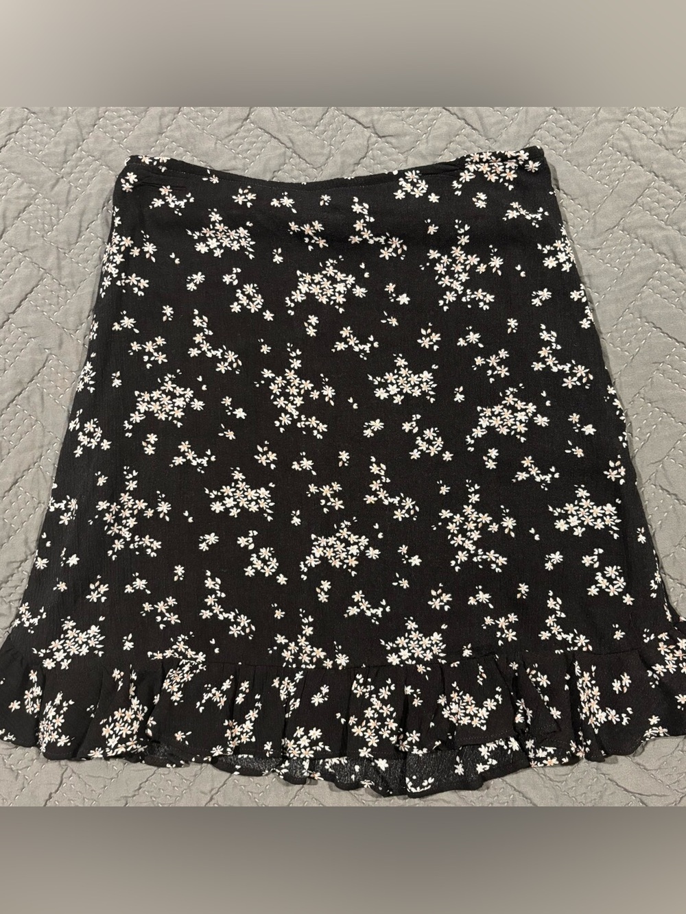 Abercrombie & Fitch Black Mini Skirt with White Floral Print